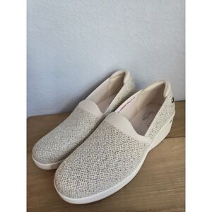 Skechers x Martha Stewart Women's 11 Ultra Flex 3.0 Sneakers Cream Irridescent